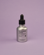 Imazh i ampulës së fytyrës CENTELLIAN24+ Glutathion Toning Boosting Ampoule (30ml). Ampula njëtrajtëson tonin e lëkurës, zbeh hiperpigmentimin dhe shenjat e moshës me 20% Toning Complex™️, Acid Tranexamik dhe Vitaminë C.