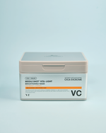 Imazh i maskave të fytyrës VT COSMETICS Reedle Shot Vita-light Brightening Mask (30 copë). Maskat ndriçojnë tonin e lëkurës, reduktojnë hiperpigmentimin/njollat pas akneve dhe qetësojnë me Vitaminë C, Niacinamide dhe kompleksin e patentuar MELAZERO V2™.