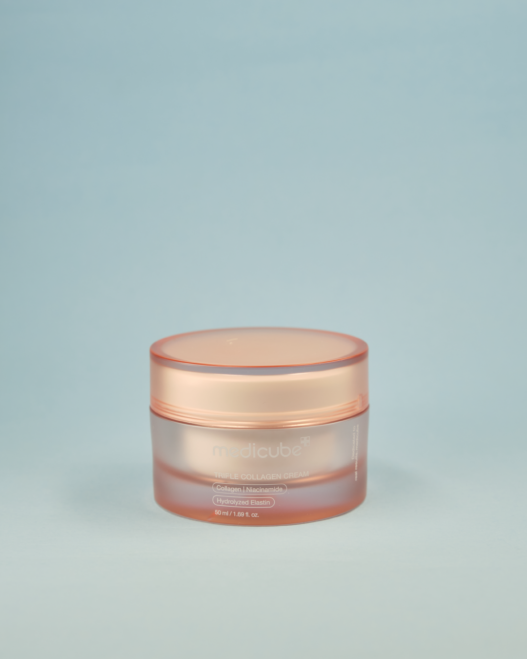 MEDICUBE Triple Collagen Cream 4.0  Përmirësoni elasticitetin e lëkurës dhe trajtoni shenjat e plakjes