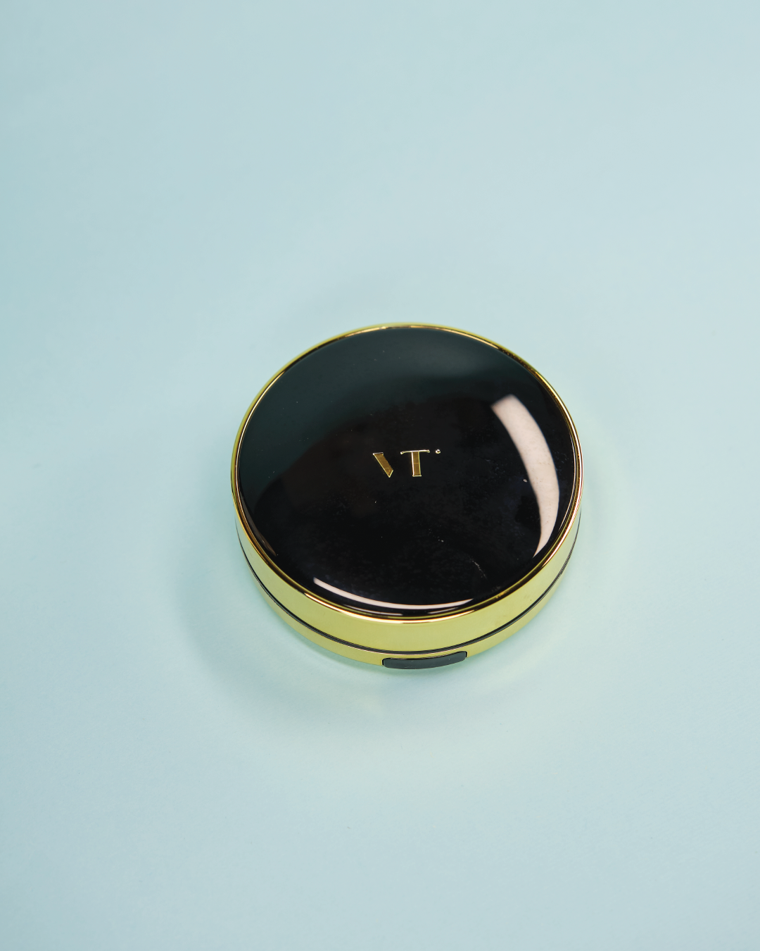 VT COSMETICS Essence Skin Foundation Pact