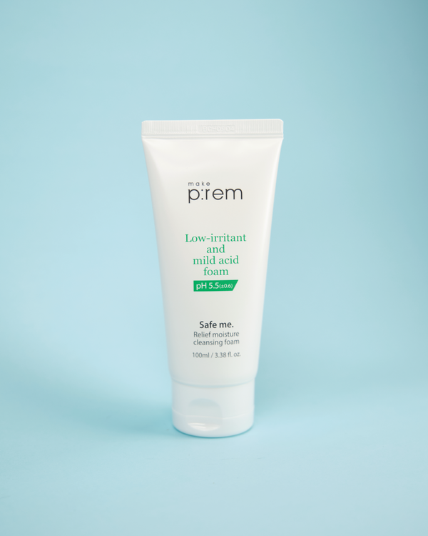 MAKEP:REM Safe Me. Relief Moisture Cleansing Foam